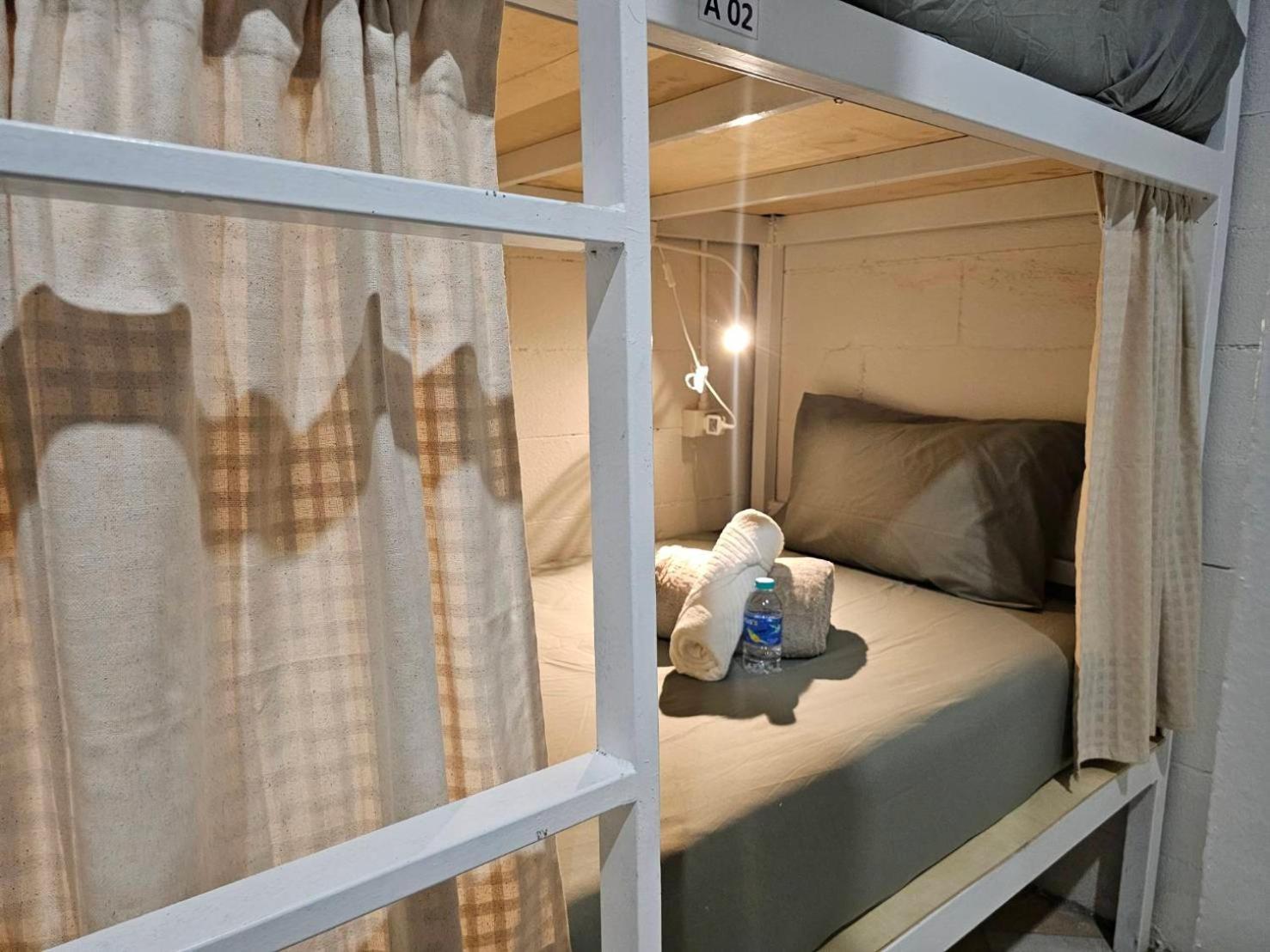 Hao Norn Hostel Thong Sala Eksteriør billede
