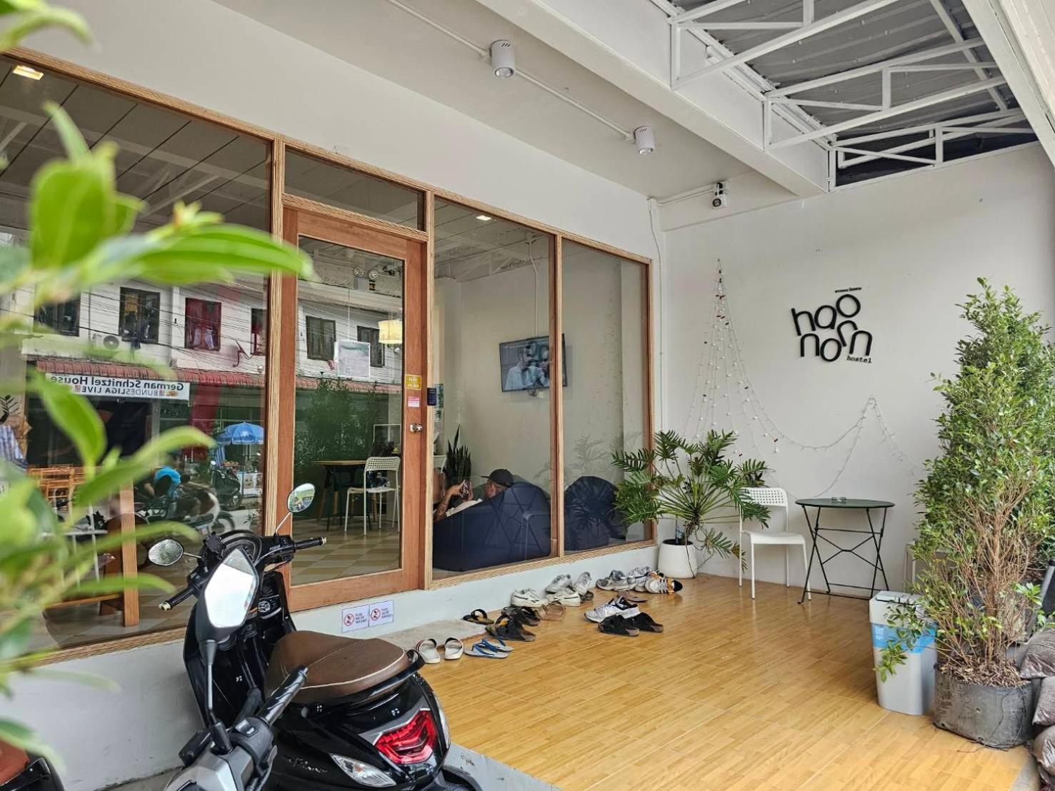 Hao Norn Hostel Thong Sala Eksteriør billede