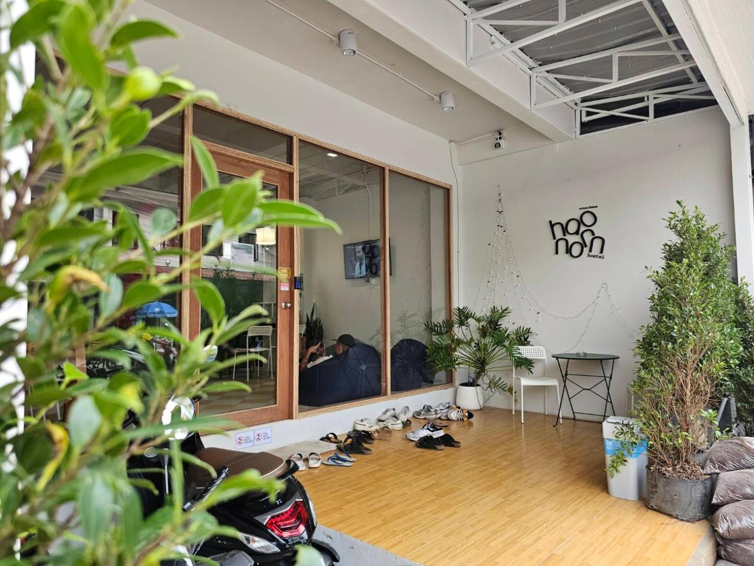 Hao Norn Hostel Thong Sala Eksteriør billede